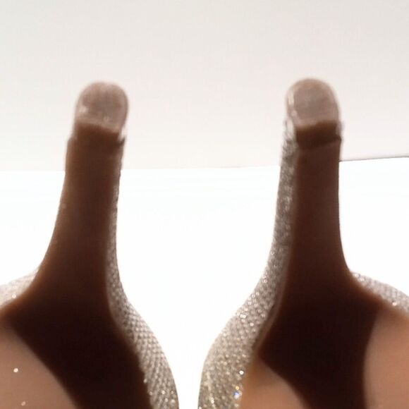 BCBGeneration Gold Glitter Pointed Toe High Heel Shoes Size 11M - Picture 6 of 7